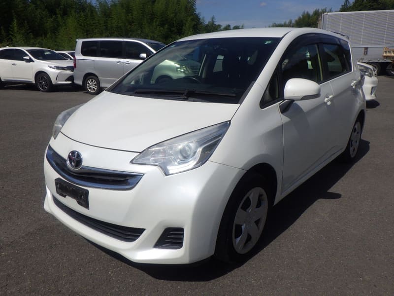 Toyota Ractis 2